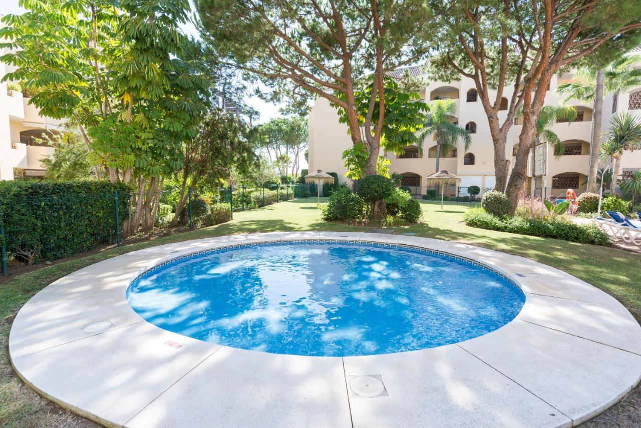 44677 - Hacienda Playa - 2 Bedrooms Pool View Marbella