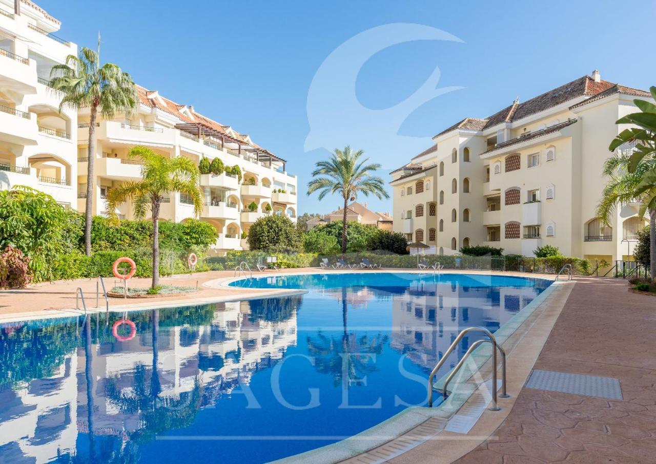 44677 - Hacienda Playa - 2 Bedrooms Pool View 4* Marbella